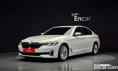 BMW 5-Series, 2022