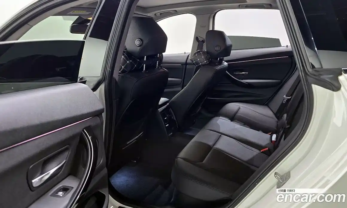 BMW 3-Series 2017 2.0 гидро в Москве, фото 11