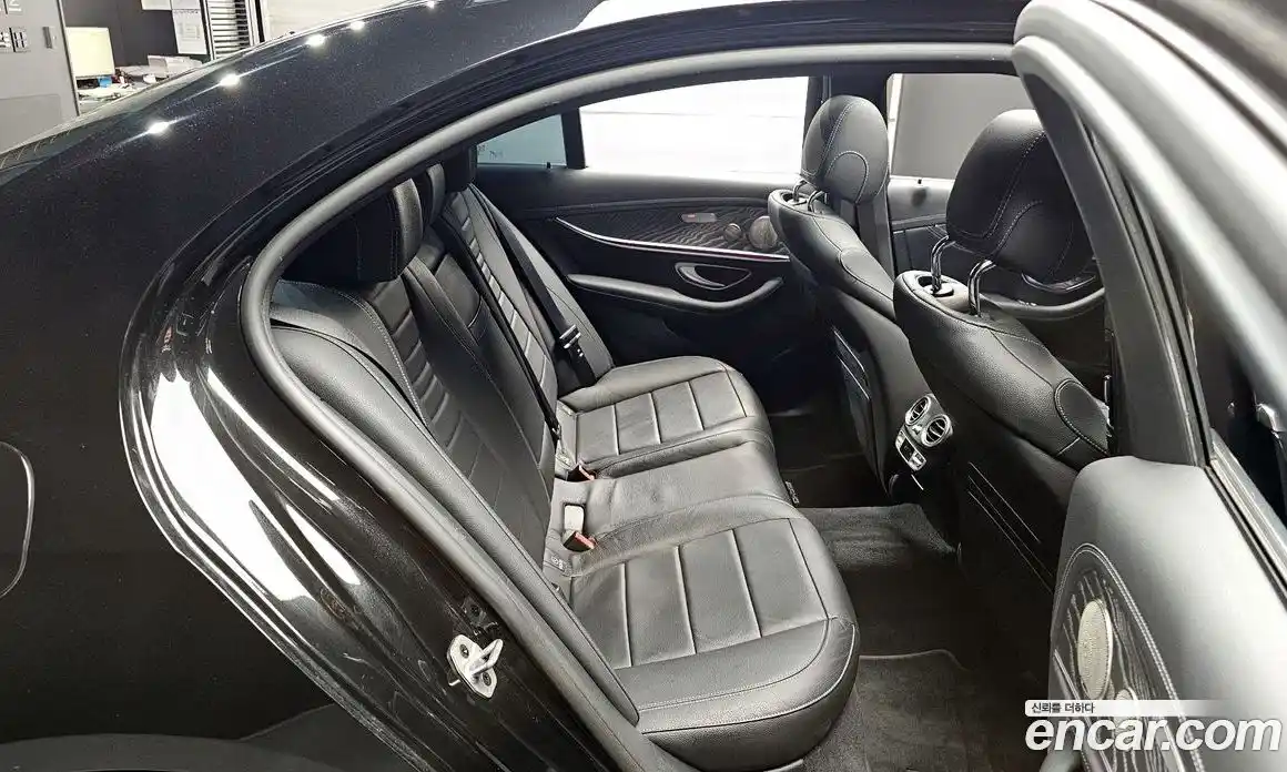 Mercedes-Benz E-Class 2022 2.0 гидро в Москве, фото 11