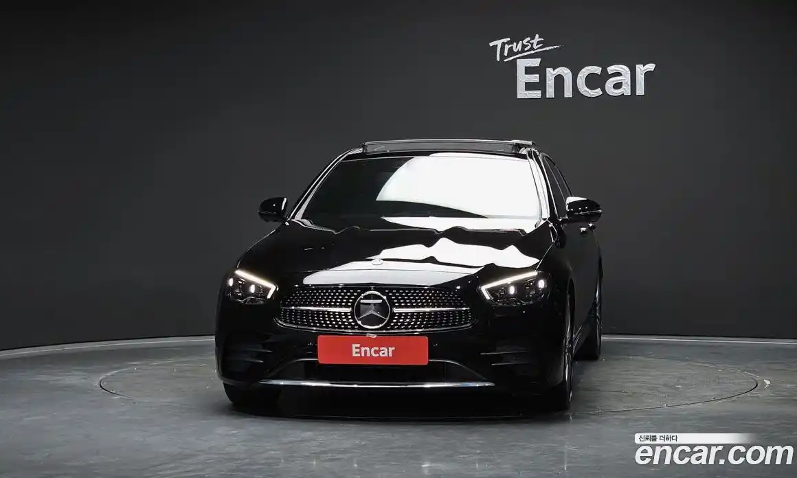 Mercedes-Benz E-Class 2022 2.0 гидро в Москве, фото 3