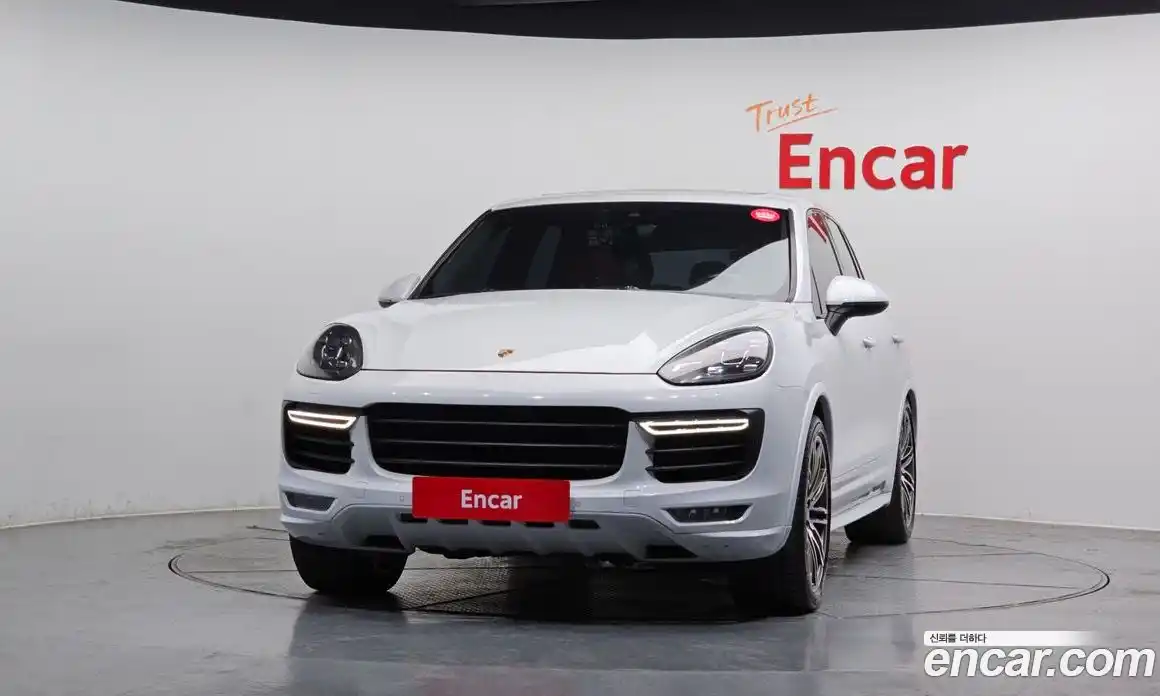 Porsche Cayenne 2016 3.6 гидро в Москве № 165588, фото 3