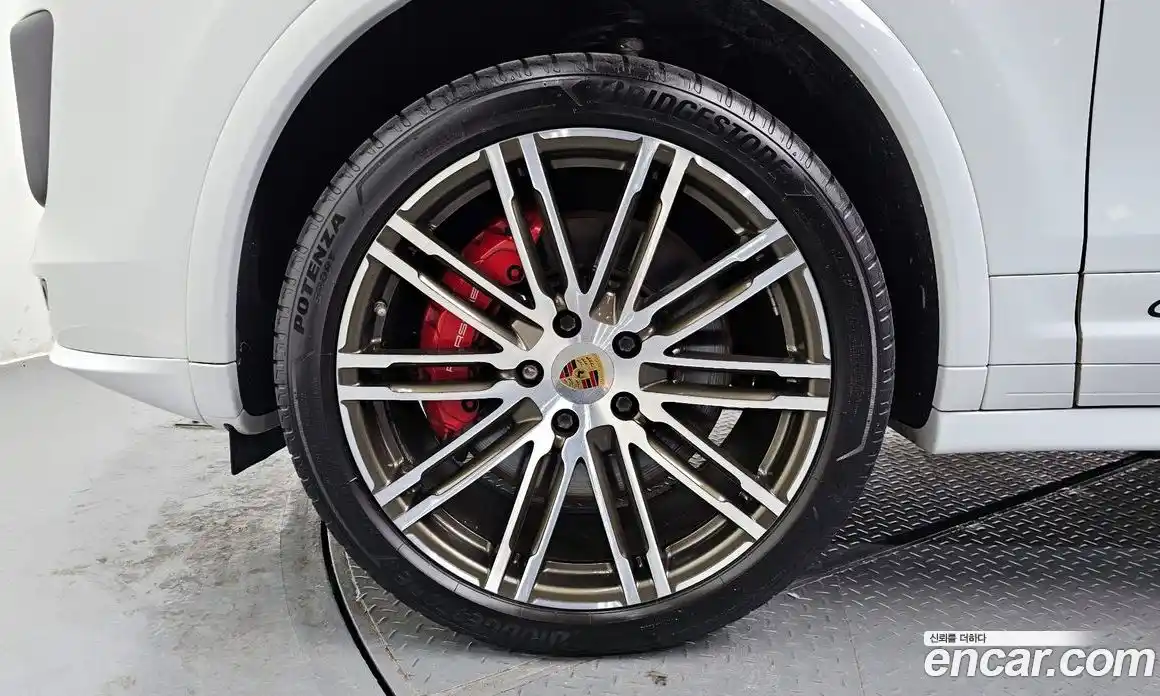 Porsche Cayenne 2016 3.6 гидро в Москве № 165588, фото 5
