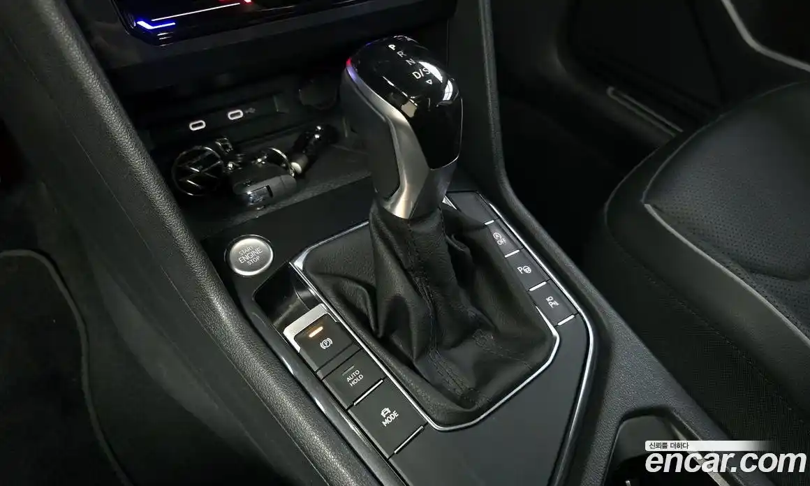 Volkswagen Tiguan 2022 2.0 гидро в Москве № 168542, фото 9