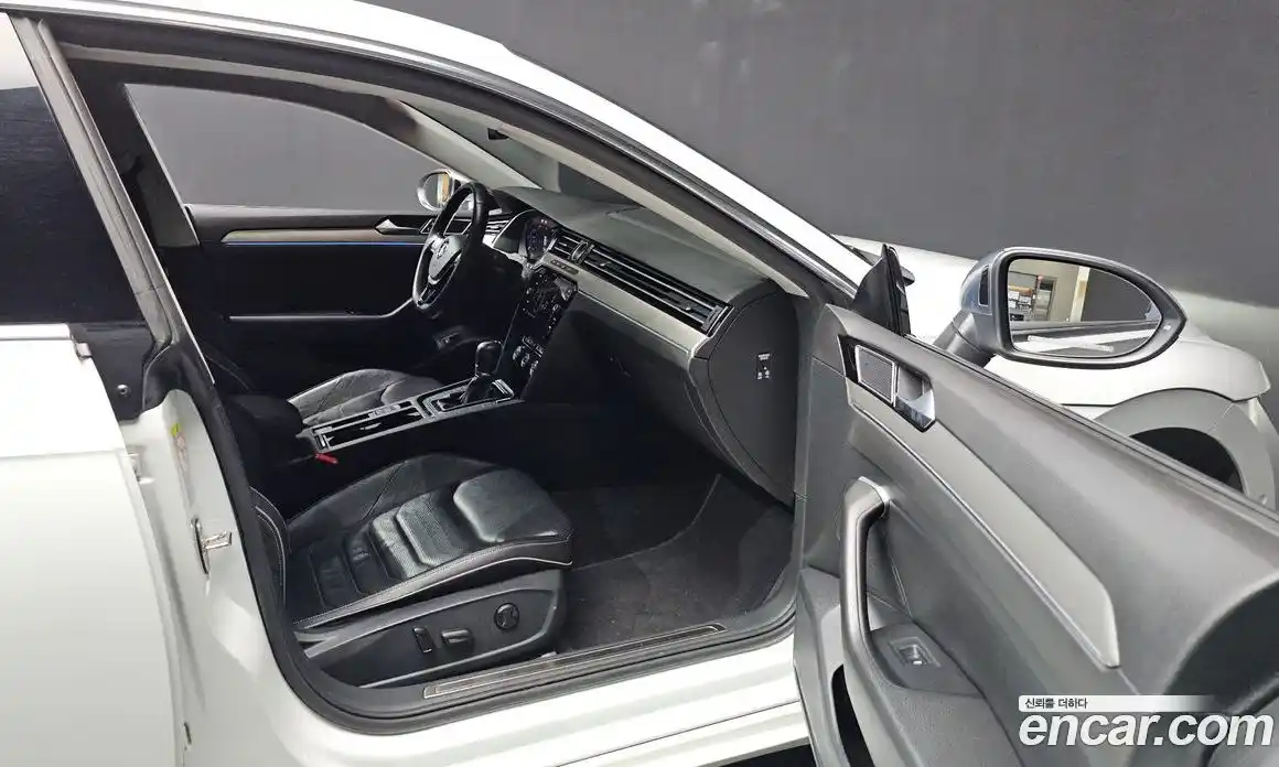 Volkswagen Arteon 2019 2.0 гидро в Москве № 169107, фото 11