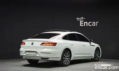 Volkswagen Arteon 2019 2.0 гидро в Москве № 169107, миниатюра 2