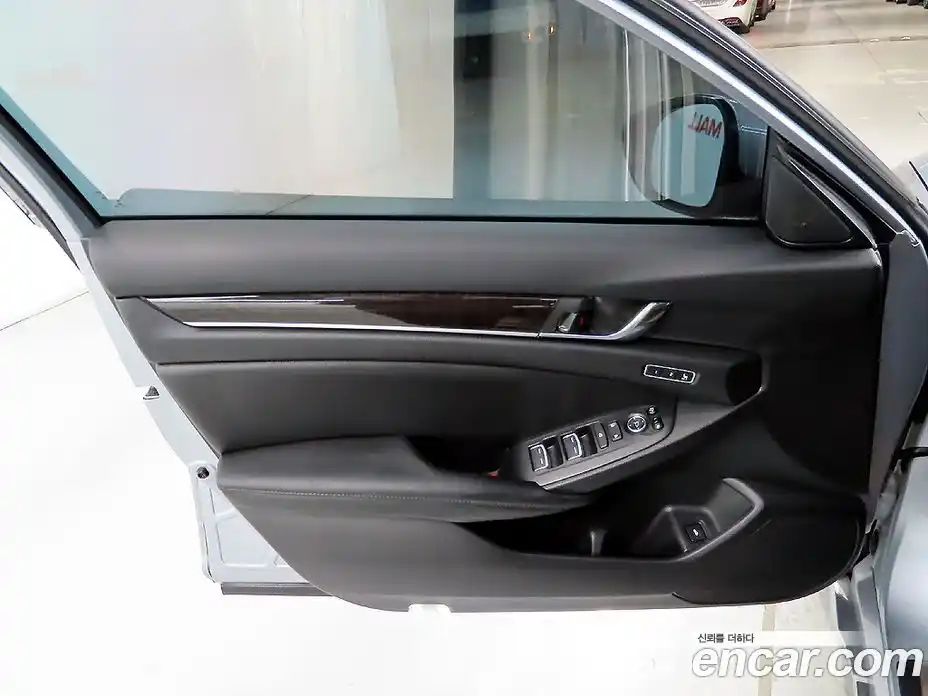 Honda Accord 2019 2.0 гидро в Москве № 170544, фото 14