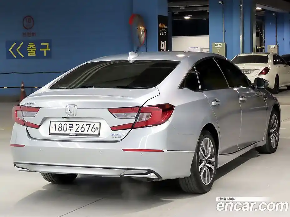 Honda Accord 2019 2.0 гидро в Москве № 170544, фото 4