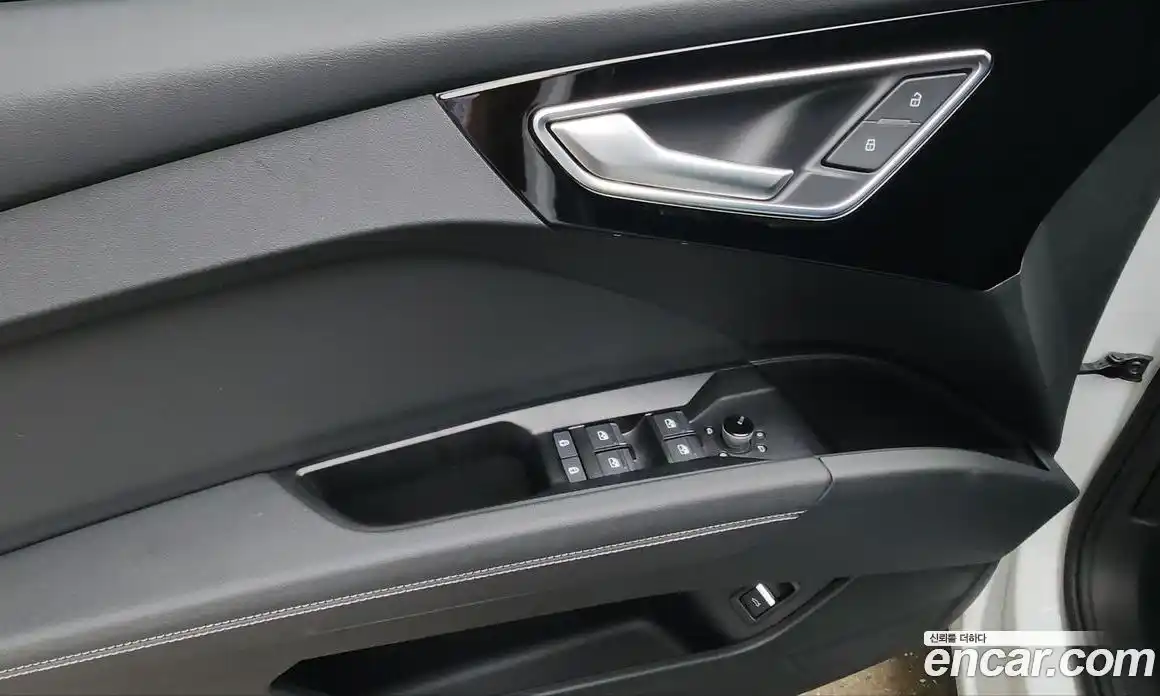 Audi Q4 e-tron 2023 0.2 гидро в Москве № 1836694, фото 15