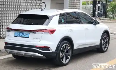 Audi Q4 e-tron 2023 0.2 гидро в Москве № 1836694, миниатюра 2