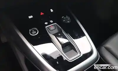 Audi Q4 e-tron 2023 0.2 гидро в Москве № 1836694, миниатюра 7