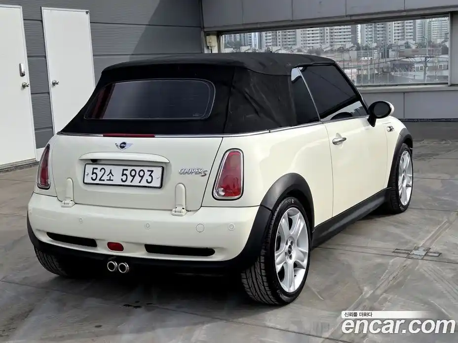 Mini Cooper Convertible 2007 1.6 гидро в Москве № 189475, фото 7