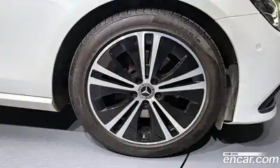 Mercedes-Benz E-Class 2021 2.0 гидро, миниатюра 5