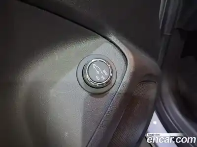 Chevrolet TrailBlazer 2023 1.3 гидро в Москве № 1979415, миниатюра 8