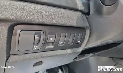 Renault SM3 2009 2.0 гидро в Москве № 1980256, миниатюра 11