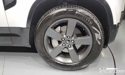 Land Rover Defender 2024 3.0 гидро в Москве № 198082, миниатюра 5