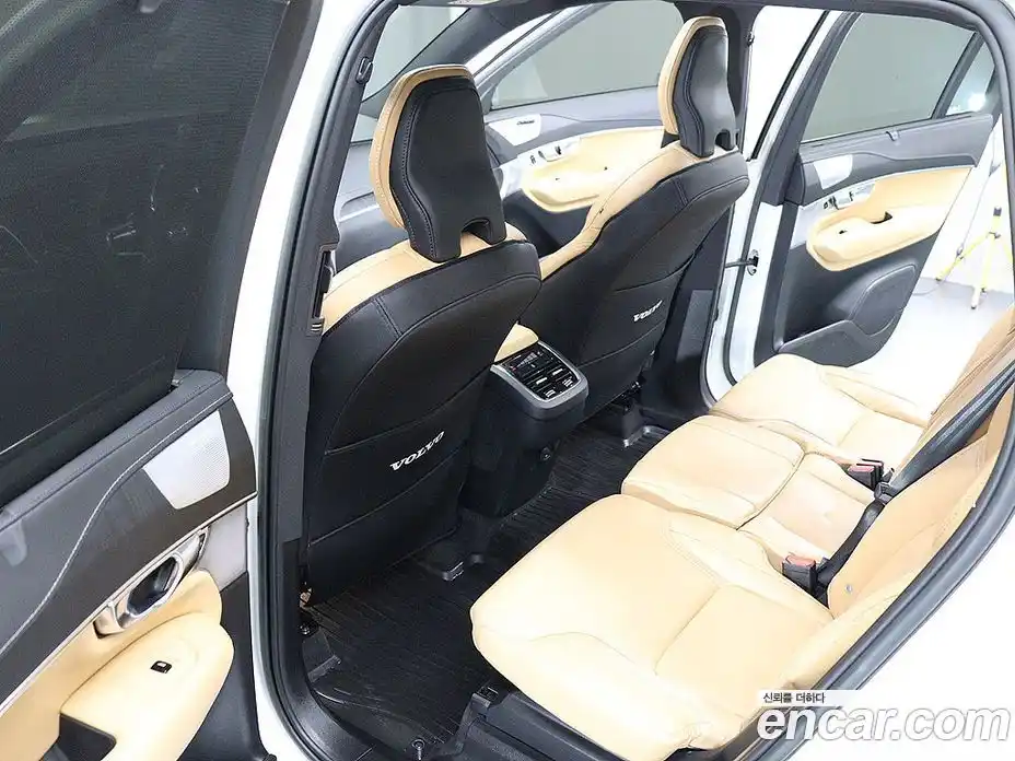 Volvo XC90 2022 2.0 гидро в Москве № 1981609, фото 15