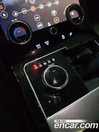 Land Rover Range-Rover Velar 2018 3.0 гидро в Москве № 1982063, миниатюра 9