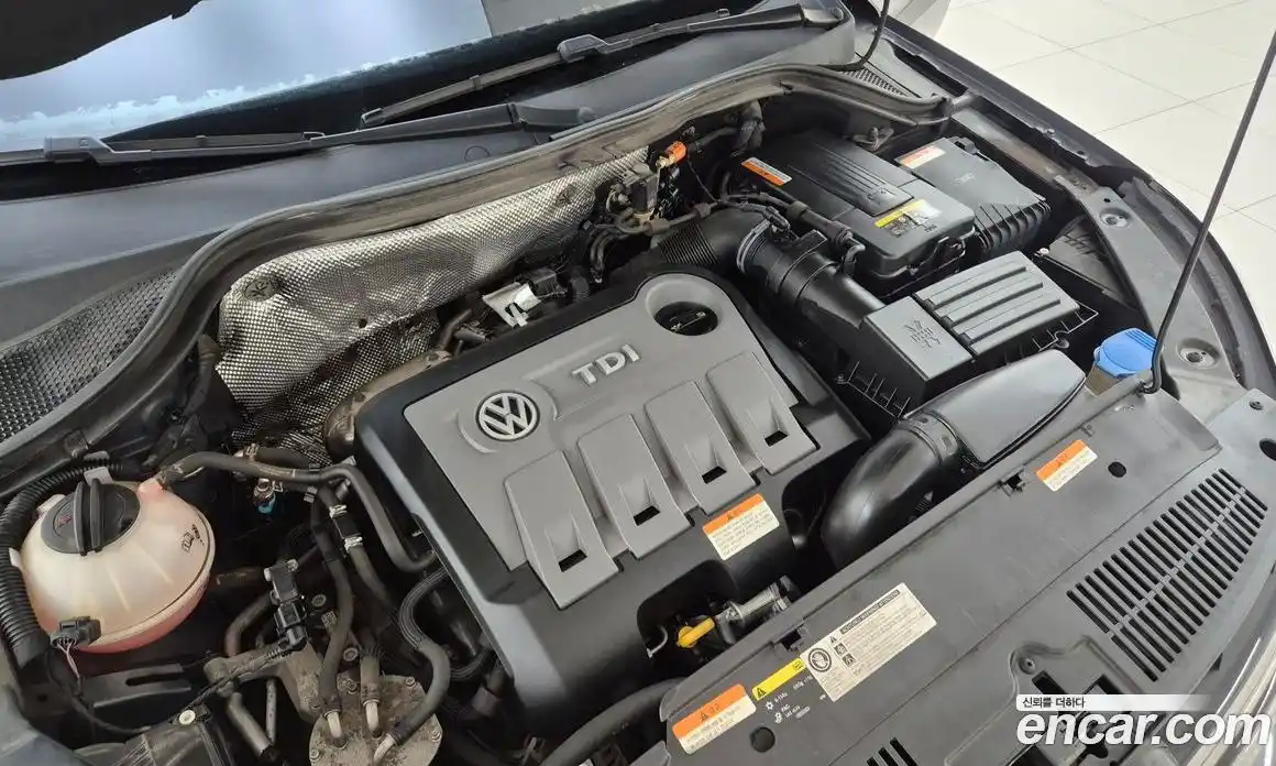 Volkswagen Tiguan 2014 2.0 гидро в Москве № 1982542, фото 13