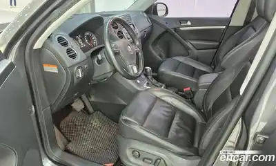 Volkswagen Tiguan 2014 2.0 гидро в Москве № 1982542, миниатюра 8
