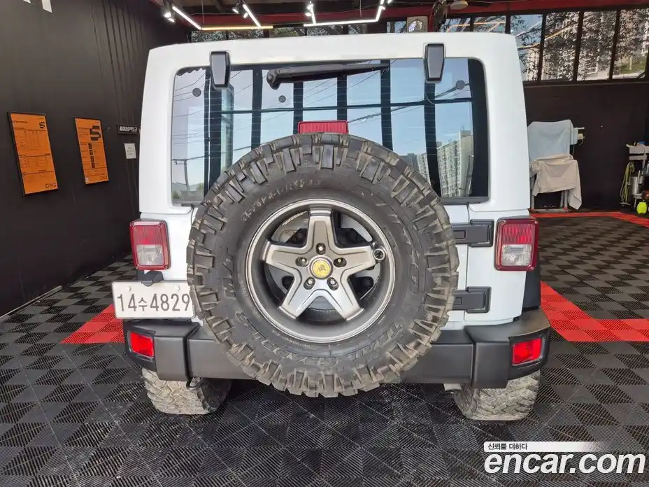 Jeep Wrangler 2012 2.8 гидро в Москве № 1982896, фото 4