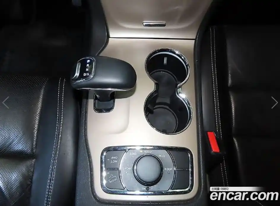 Jeep Cherokee 2015 3.0 гидро в Москве № 1982898, фото 12