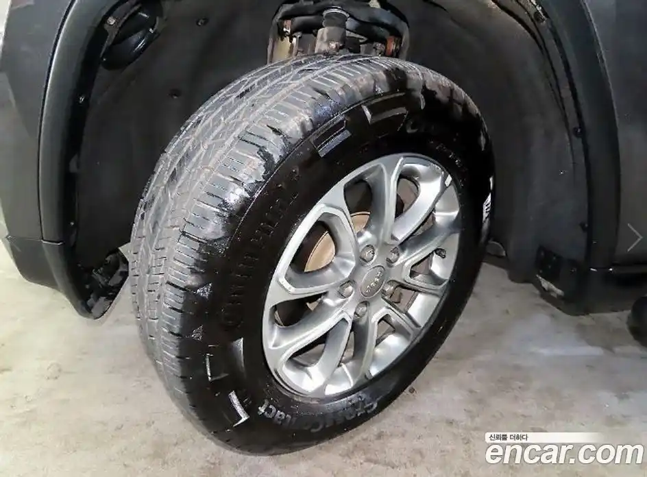 Jeep Cherokee 2015 3.0 гидро в Москве № 1982898, фото 20