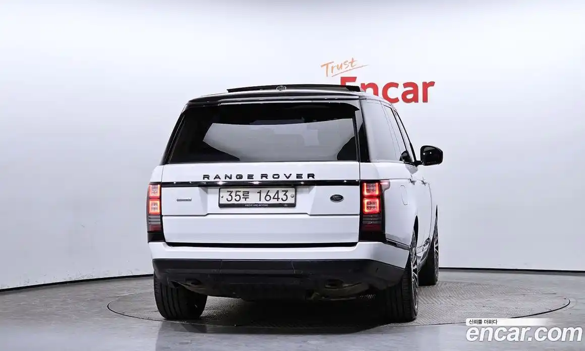 Land Rover Range-Rover 2014 4.4 гидро в Москве № 213718, фото 4