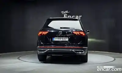 Volkswagen Tiguan 2022 2.0 гидро в Москве № 232064, миниатюра 4