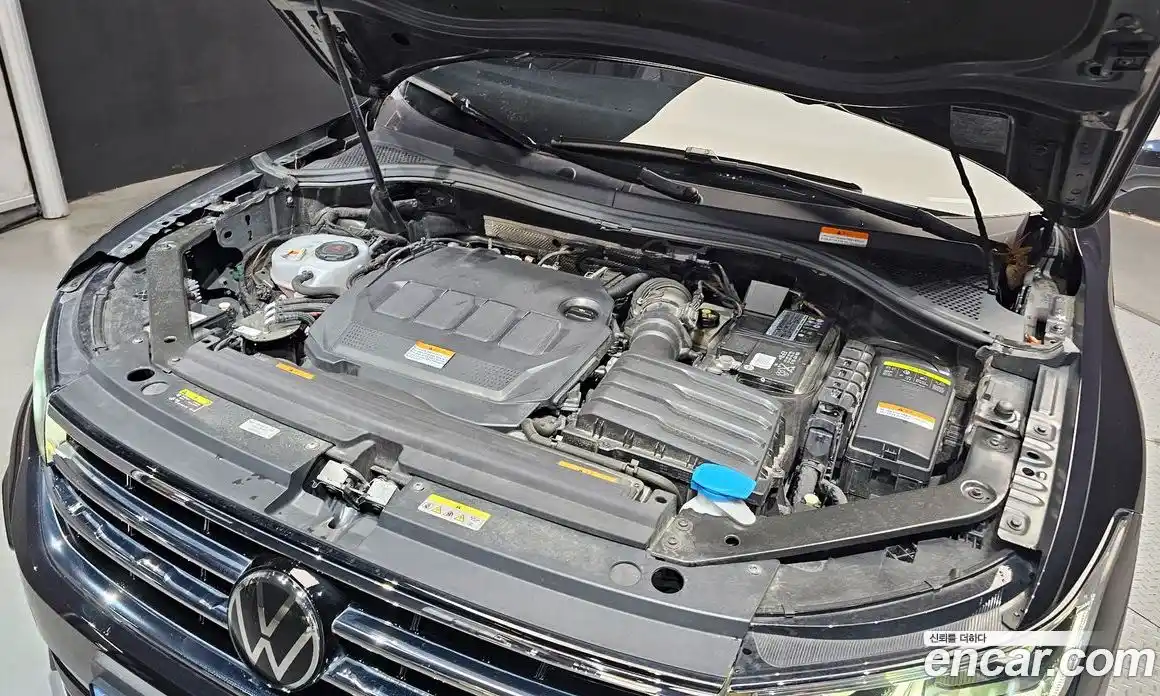 Volkswagen Tiguan 2022 2.0 гидро в Москве № 232064, фото 6