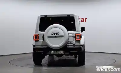 Jeep Wrangler 2023 2.0 гидро в Москве № 232333, миниатюра 4