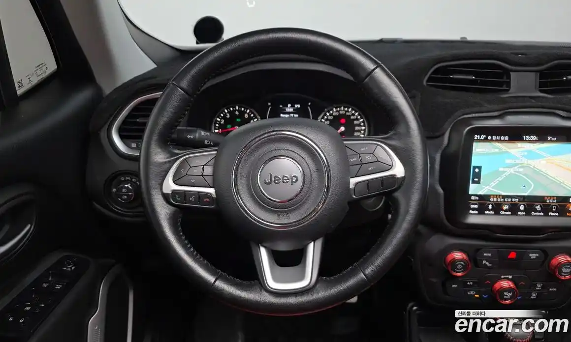 Jeep Renegade 2018 2.4 гидро в Москве № 232698, фото 13