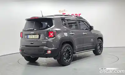 Jeep Renegade 2018 2.4 гидро в Москве № 232698, миниатюра 2