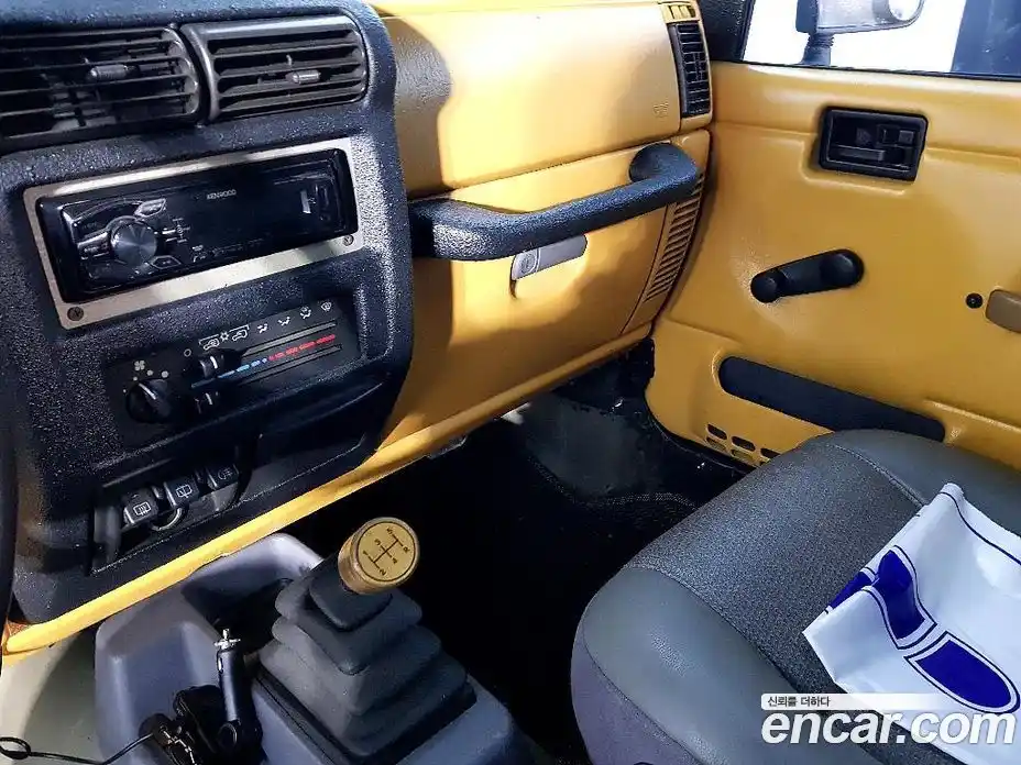 Jeep Wrangler 1997 2.5 механика в Москве № 232787, фото 10