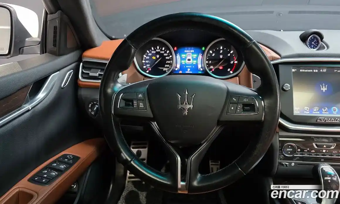 Maserati Ghibli 2016 3.0 гидро, фото 13