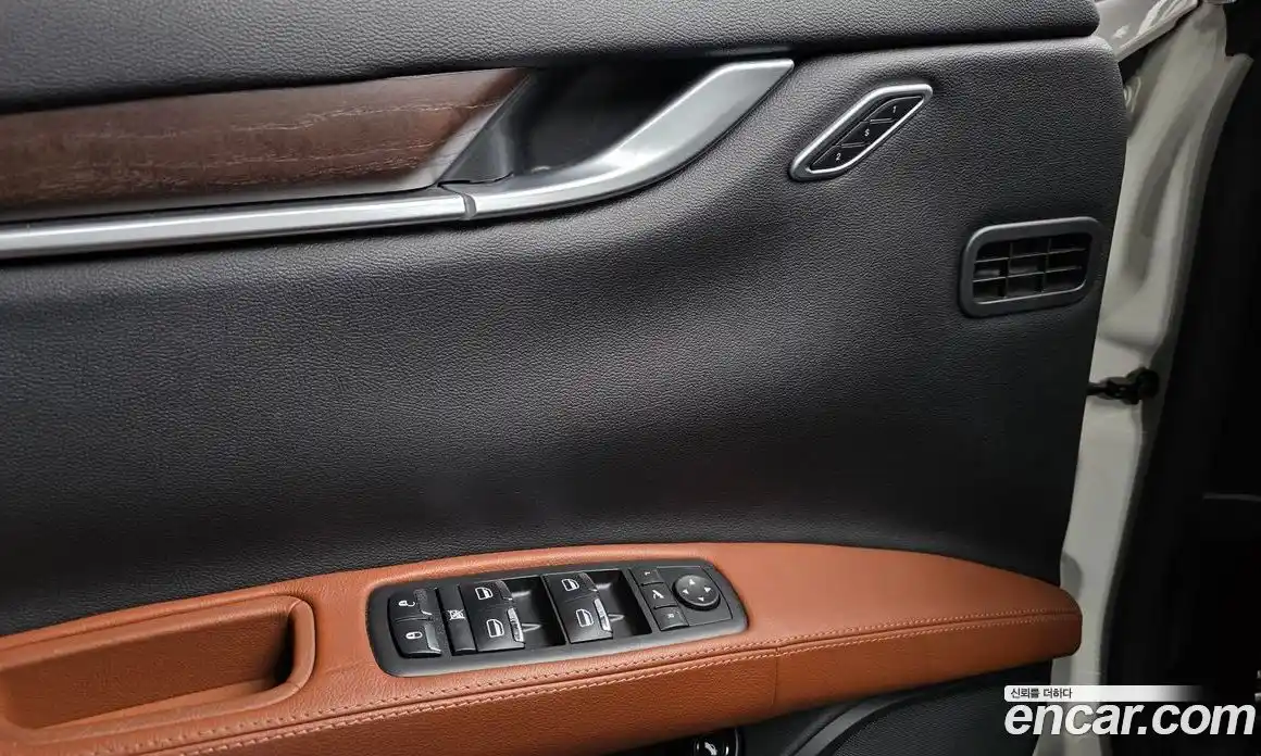 Maserati Ghibli 2016 3.0 гидро, фото 17