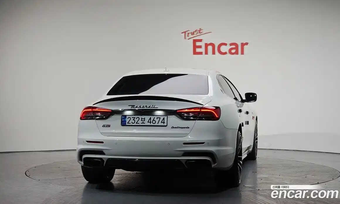 Maserati Quattroporte 2014 3.8 гидро, фото 3