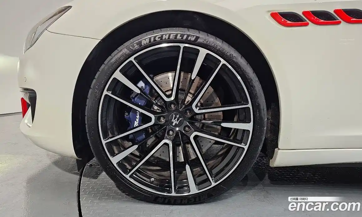 Maserati Quattroporte 2014 3.8 гидро, фото 4