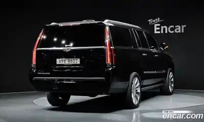 Cadillac Escalade 2017 6.2 гидро в Москве № 306847, миниатюра 2