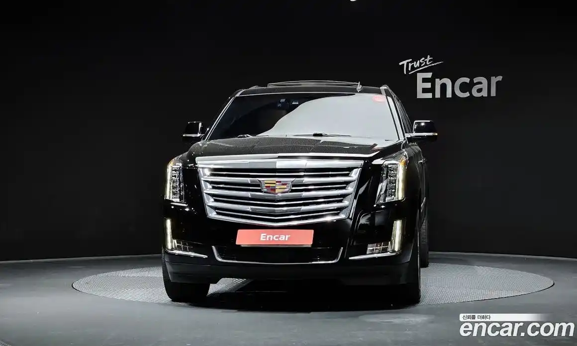 Cadillac Escalade 2017 6.2 гидро в Москве № 306847, фото 3