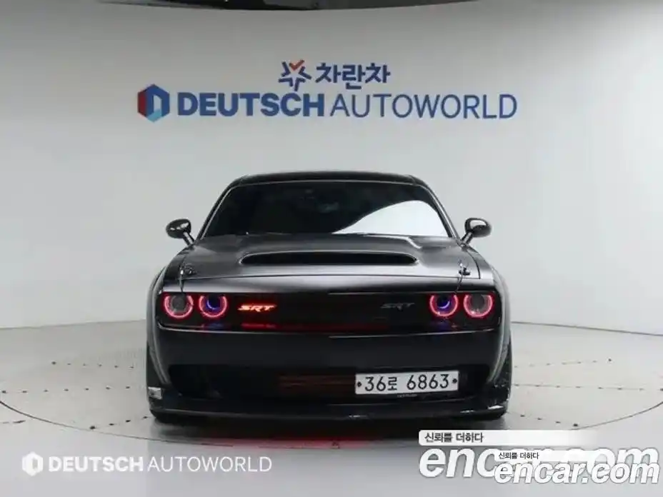 Dodge Challenger 2018 6.2 гидро в Москве № 361920, фото 3