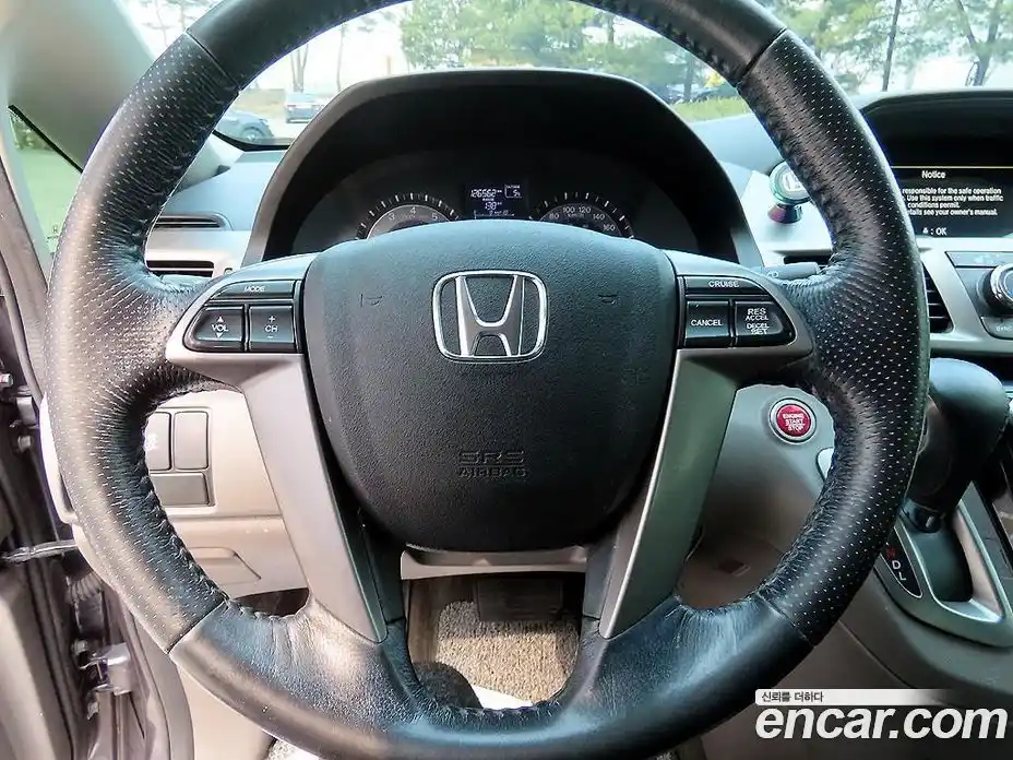 Honda Odyssey 2016 3.5 гидро в Москве № 402656, фото 9