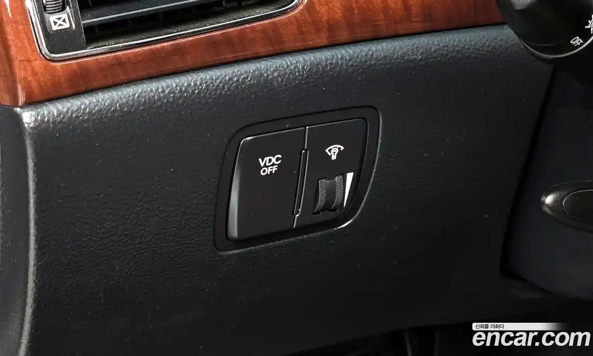 Hyundai Genesis 2009 3.3 гидро в Москве № 48206, фото 17