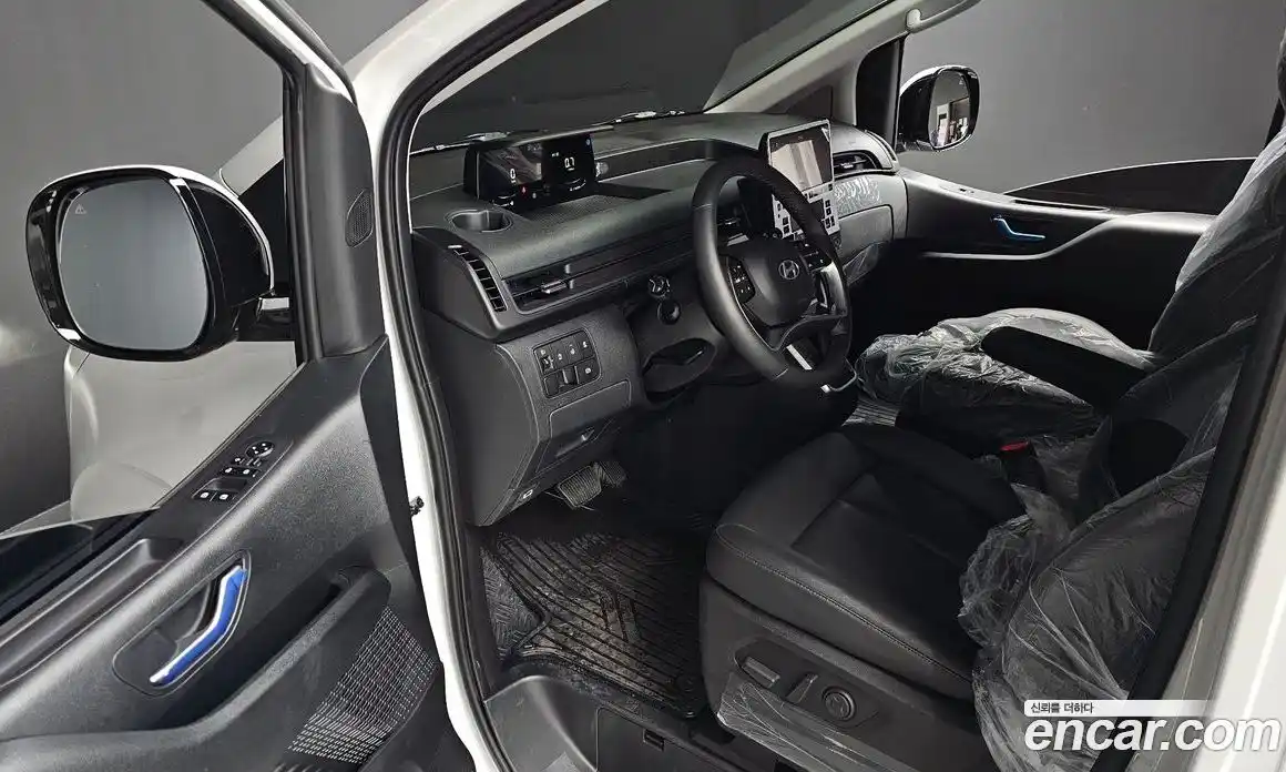 Hyundai Staria 2025 2.2 гидро в Москве № 48964, фото 11