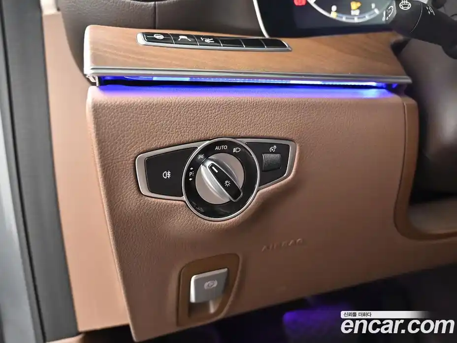 Mercedes-Benz E-Class 2020 2.0 гидро, фото 16