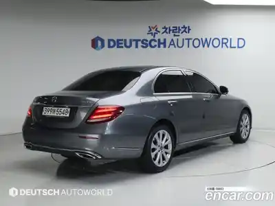 Mercedes-Benz E-Class 2020 2.0 гидро, миниатюра 2