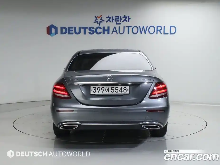 Mercedes-Benz E-Class 2020 2.0 гидро, фото 4