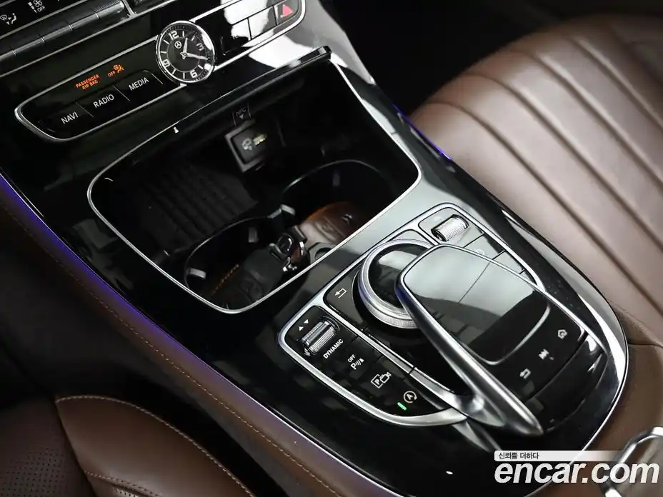 Mercedes-Benz E-Class 2020 2.0 гидро, фото 7