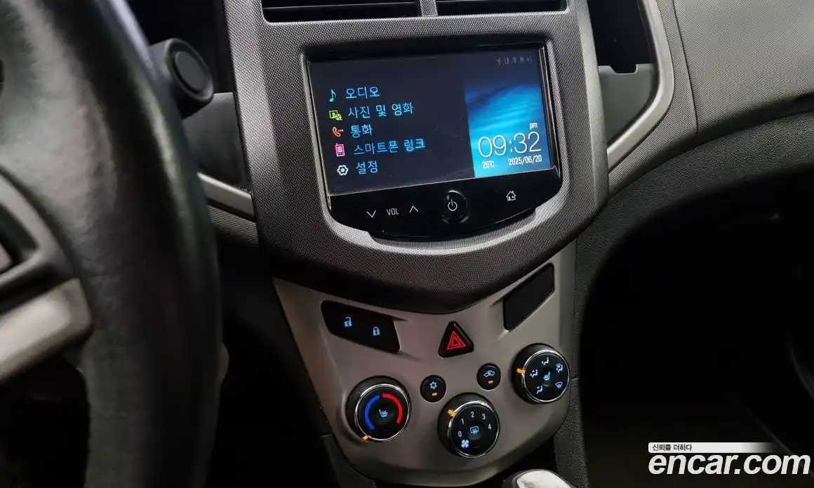 Chevrolet Aveo 2015 1.4 гидро в Москве № 105291, фото 15