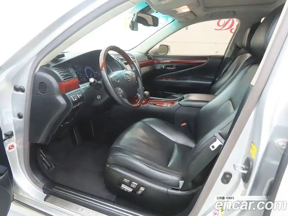 Lexus LS 2011 4.6 гидро в Москве № 1071579, фото 7