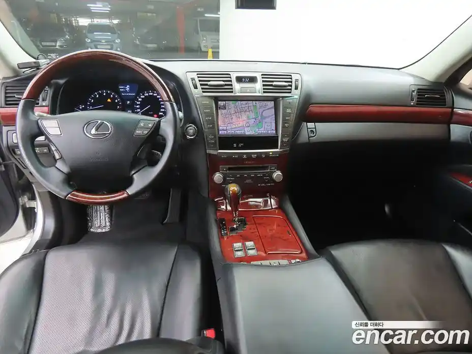 Lexus LS 2011 4.6 гидро в Москве № 1071579, фото 8